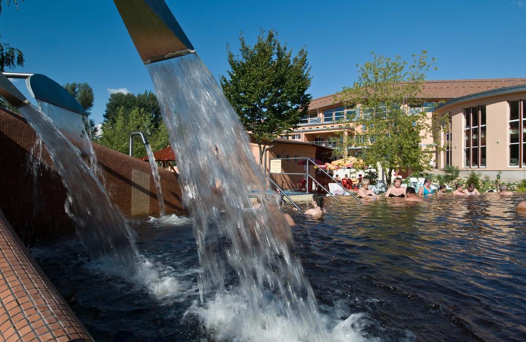 Martfu Hotel Thermal Spa Exteriör bild